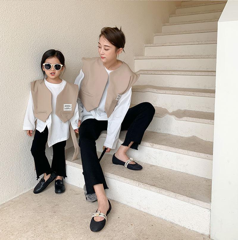 

Family Matching Outfits Autumn Fashion Parent-child Mother And Daughter Cotton White Irregular Slit T Shirt Waistcoat 2pcs Sets, Blue