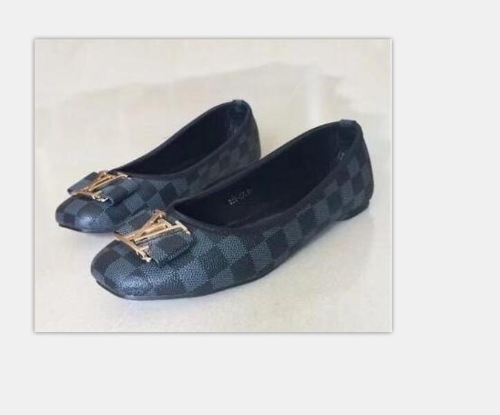 

V678 Women Slide Sandals Designer Shoes Luxury Slide Summer Fashion Wide Flat Slippery With Thick Sandals Slipper Flip Flops size 35-42, Black