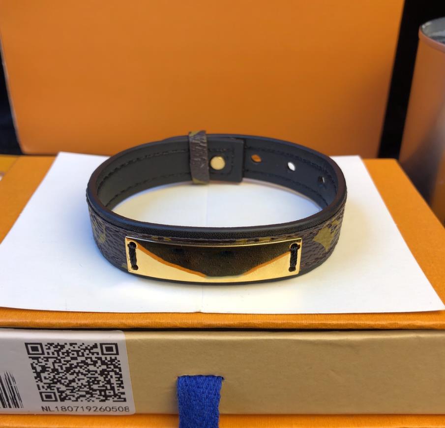 

Charm Love Leather Bangle Women Men Vintage Design Bracelet Banquet Party Wedding Jewelry for Couples Engagement Gift 2021