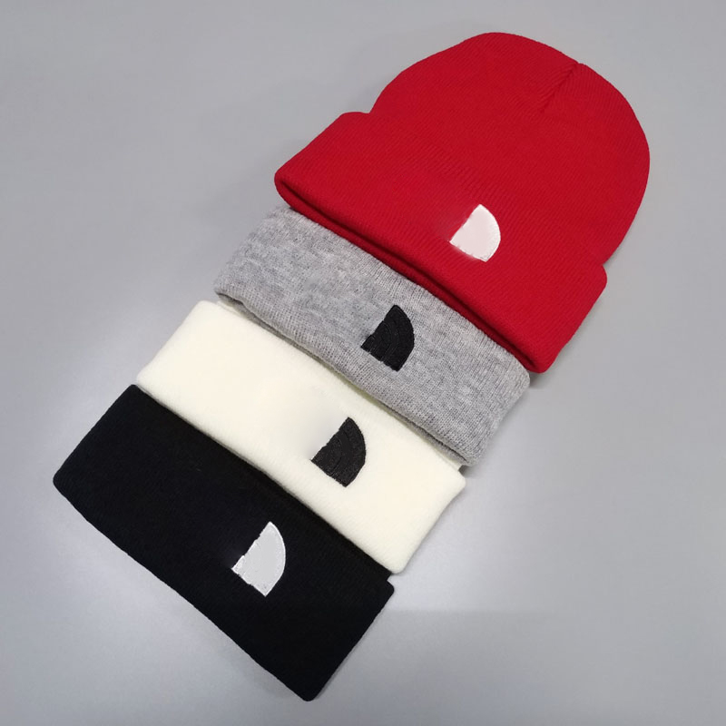 

2021 High-end fashion winter embroidery hat men and women casual knit sports knitted hats high-quality warmth