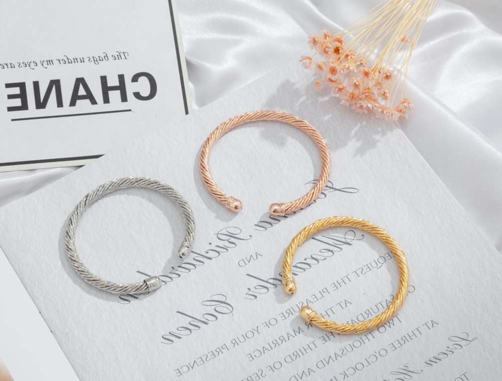 

Hand catenary Handmade rose gold bracelet for men and women, Golden;silver