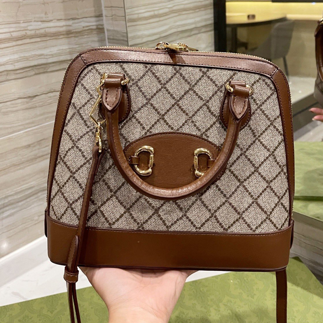 

Shell bags letter Bag 1955 Fashion women CrossBody Handbag Quality luxurys Top designers Clutch lady Shoulder purse Handbags Metallic printing Leather strapping, No bags