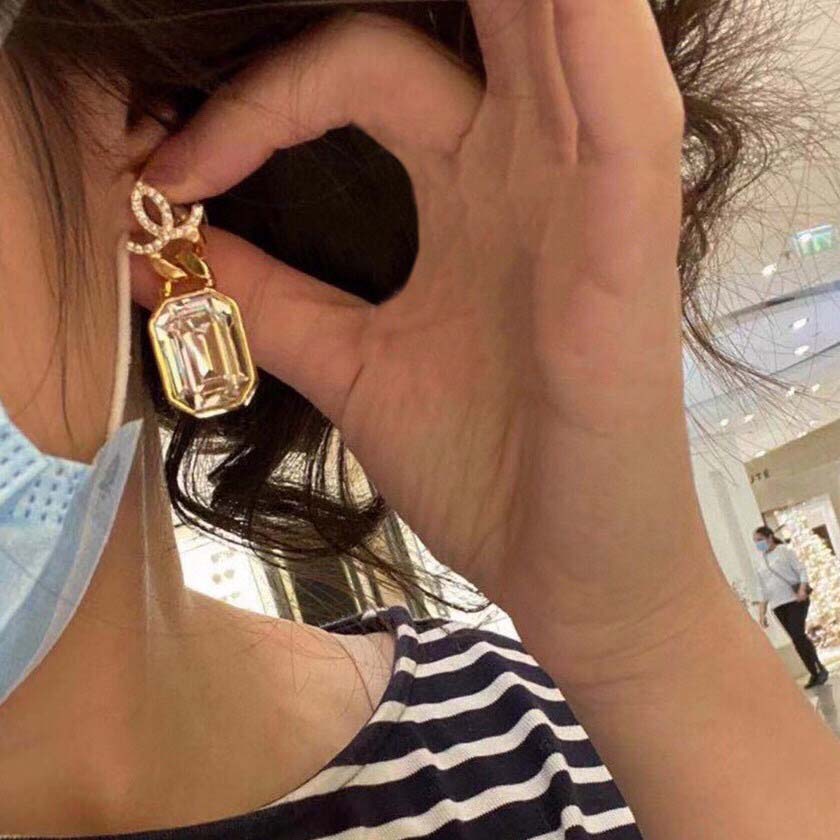 

2021 Fashion style Drop earring with diamond and sparkly crystal Rectangle for women wedding jewelry gift have box stamp PS3912, Golden