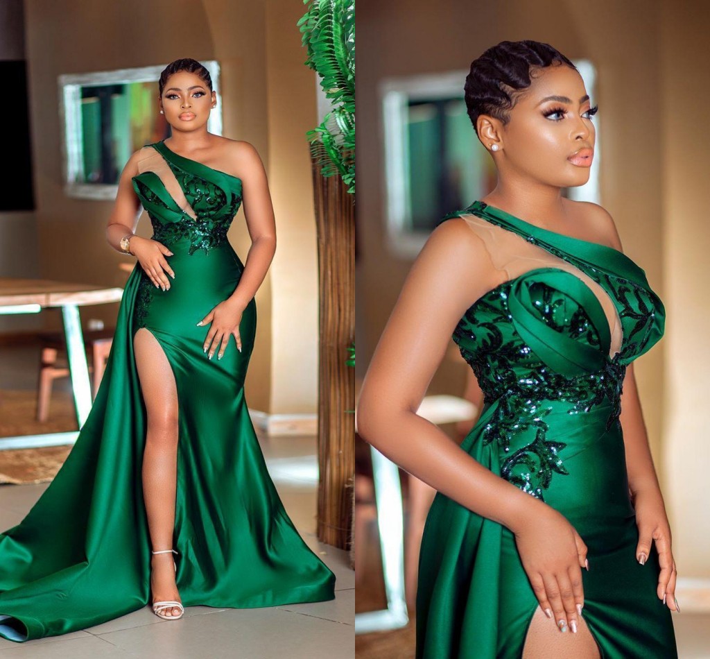

Dark Green Mermaid Evening Dresses Satin Elegant One Shoulder Sequins Applique Lace Women Formal Gowns Sexy Side Slit Pleats African Prom Dress Plus Size AL9369, Hunter