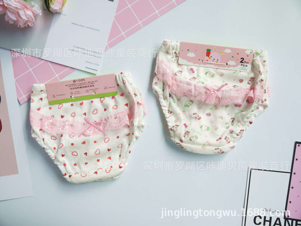 

Bow print girl's triangle bread pants underwear for children, Camo