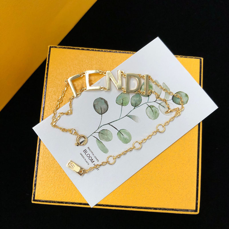 Womens Gold Bracelet Designer Chain Letter Bracelets Chin Luxury Fashion Jewelry Mens Golden Casual Bracelets D2110232HL
