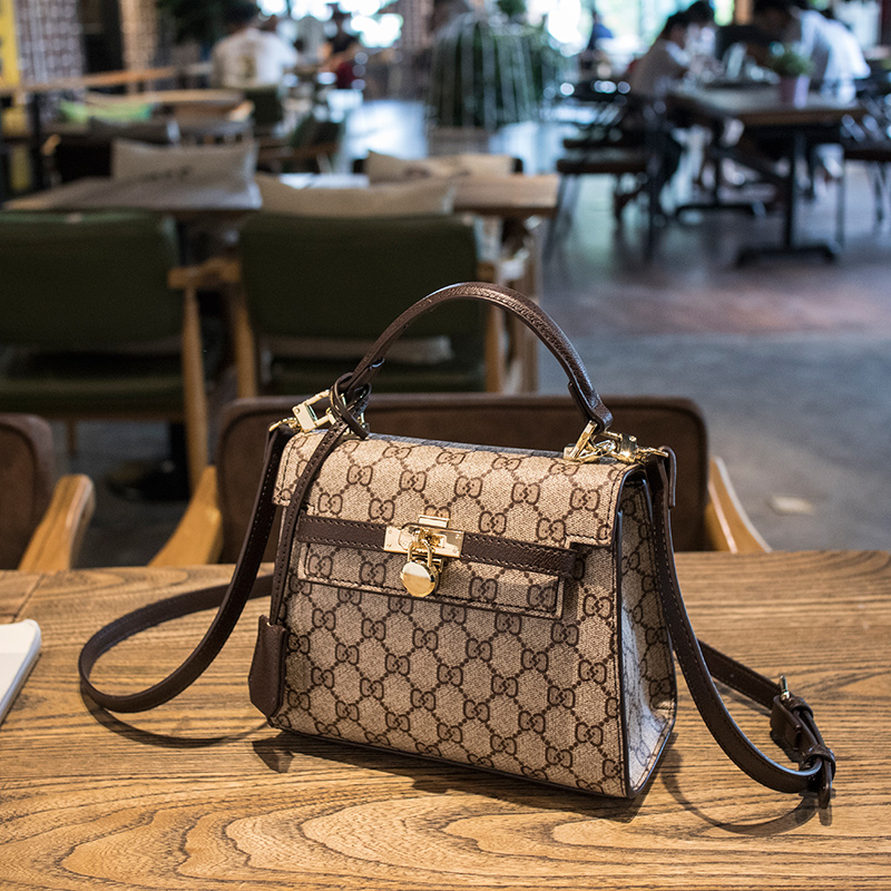 

Luxury Totes Handbags Fashion With Women Key Lady Designers Body Cross Mini Vintage Bag Ralic, Brown