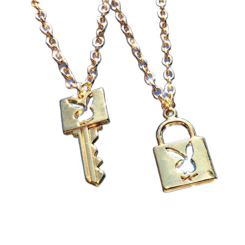 

Pendant Necklaces Fashion Harajuku Shiny Alloy Head Key Lock Necklace For Women European And American Personality Jewelry, Silver