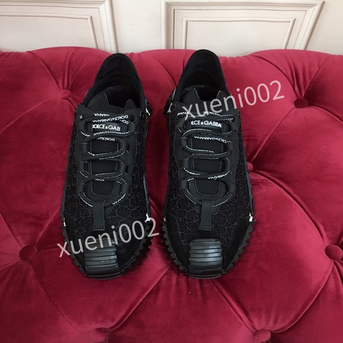 

2021 New Designer boots mens luxury casual white leather with pyramid rivet sneakers women low up loafers many colors 35-41, 01