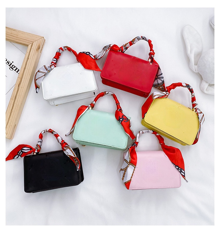 

Designer girls handbags kids letter floral silk Scarves Chain messenger bags luxury children embossing one shoulder Bag fashion mini purse F141, Pink(this is ps pic)