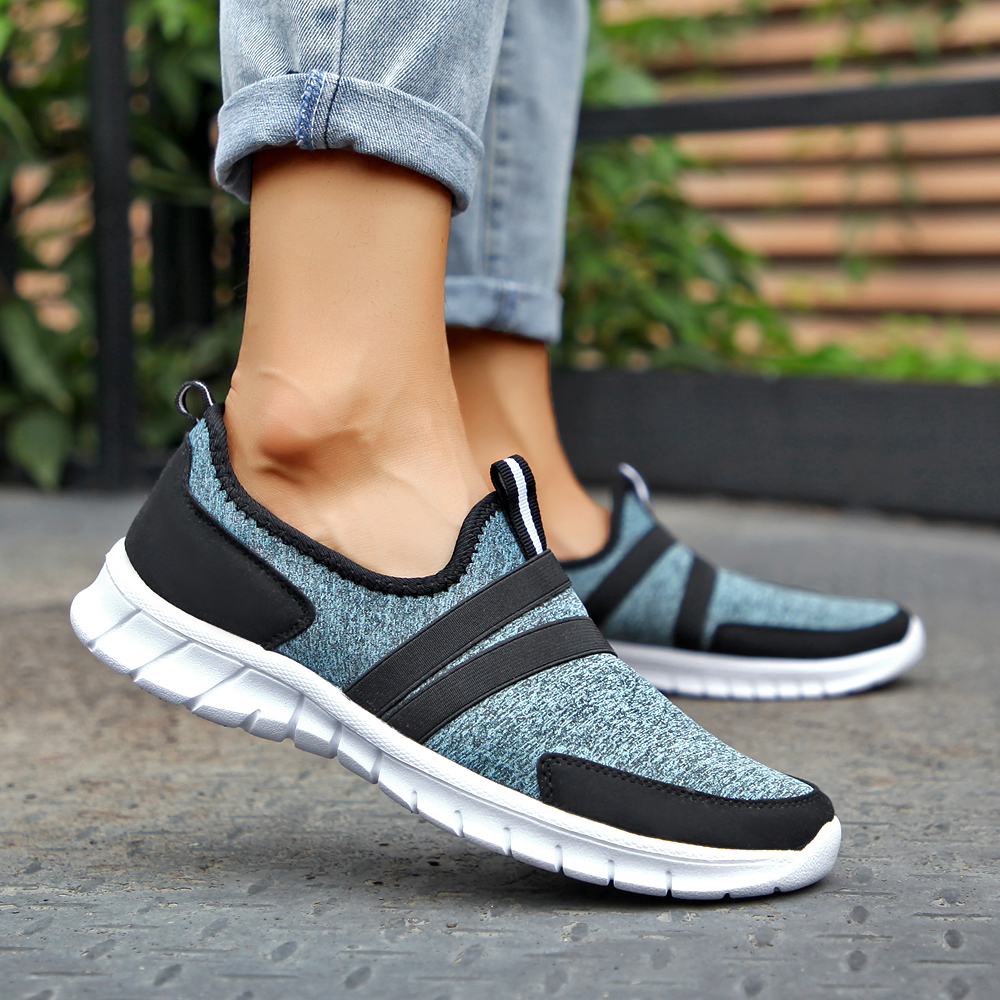 

2021 Womens Mens Trainers Sport Running Shoes Gray Black Blue Red White Sunmmer Thick-Soled Flat Runners Sneakers Code: 12-7696, Img_1609
