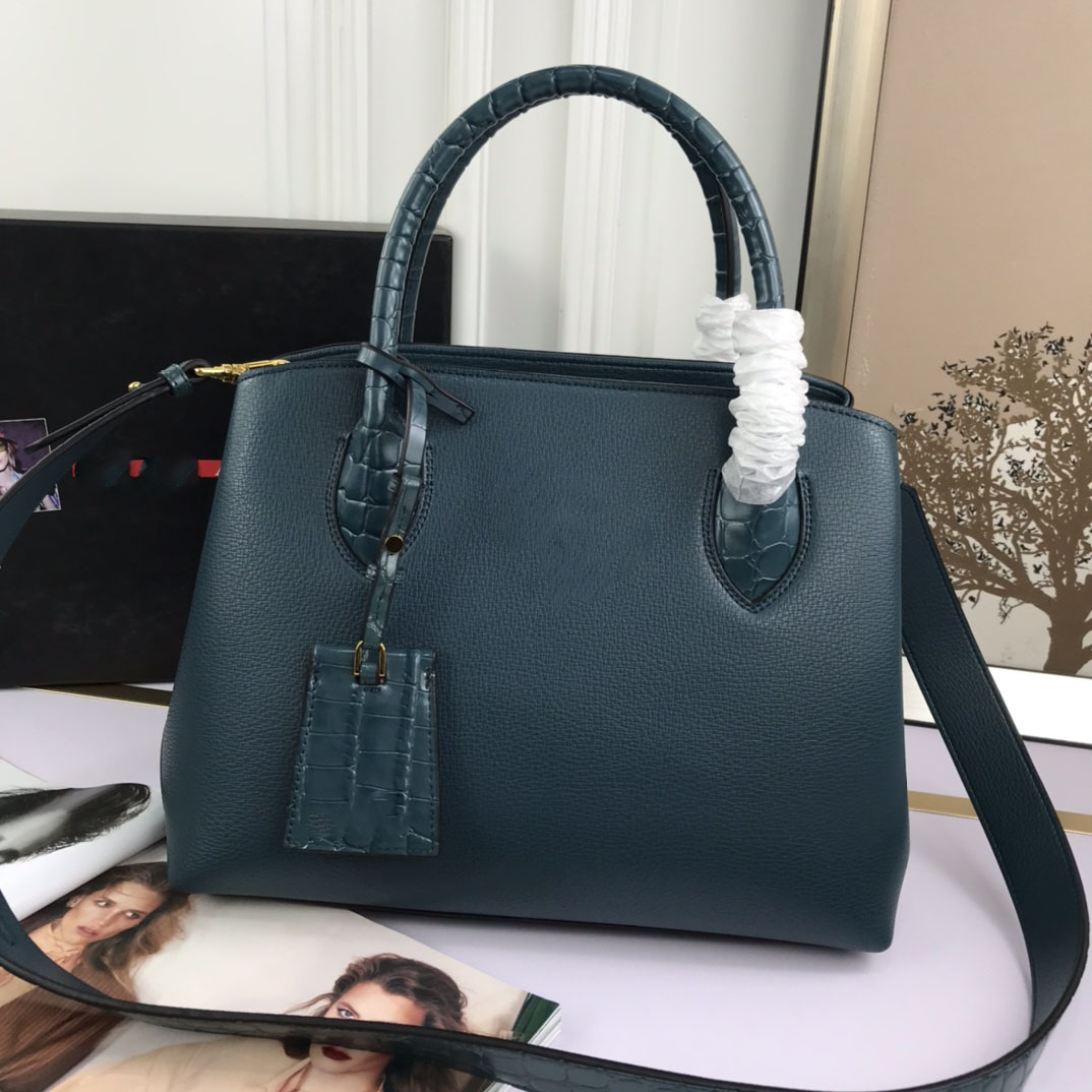

Luxurys Designers Bags Women Genuine Leather Small Square Shoulder Casual Fashion Classic All-match Crossbody Purse 66153-1
