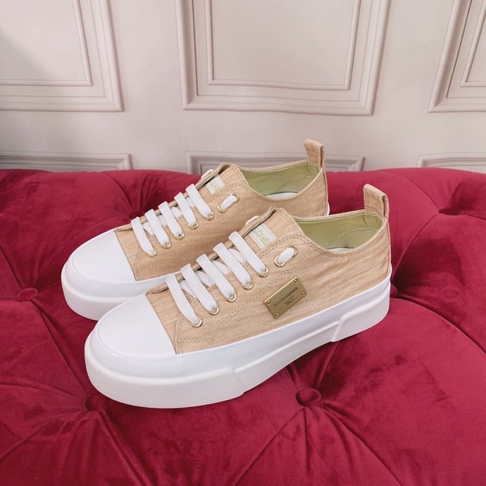 

2021 casual canvas shoe man woman men women shoes rubber platform inspired by motocross tires defines unusual design of these nylon gabardine logo triangle, 06