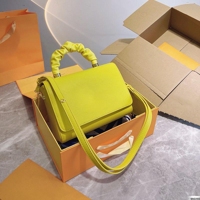 

Designer Bag Crossbody Handbag genuine leather luxury handbags, Red size20*10*17cm