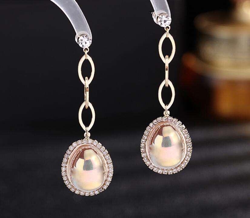 Fashion Trendy Golden Retro Long Pearl Oval Water Drop Geometric Women Banquet Earring Wholesale Dangle & Chandelier-image-697475367