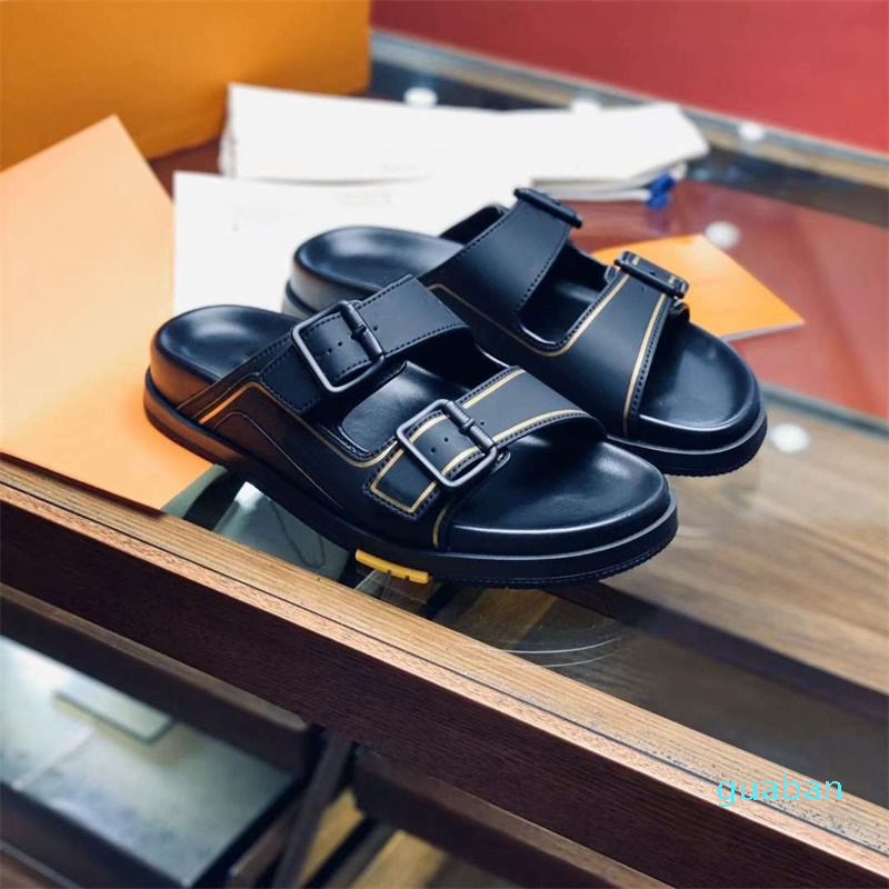 

Designer Men Sandal Trainer Mule Black Printing Leather Flat Slippers Embossed Suede Calfskin Double Buckle Slide Anatomic insole Shoes, Color 4