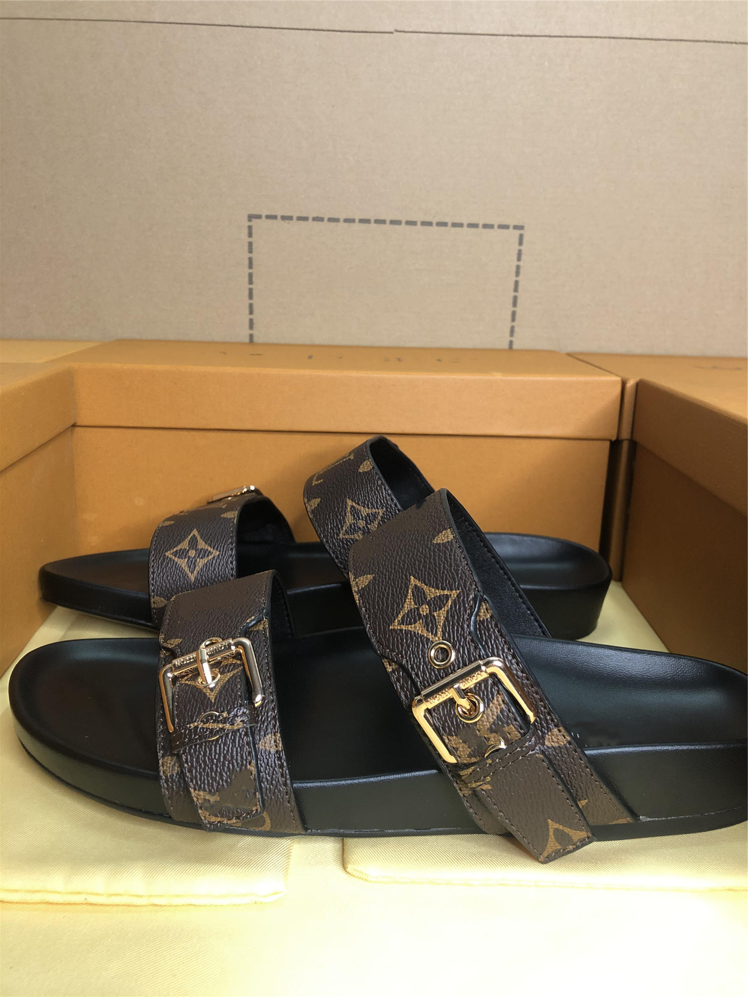 

2021 Women Sandals Slippers Embroidery Designers Slides Sandal Floral Brocade Flip