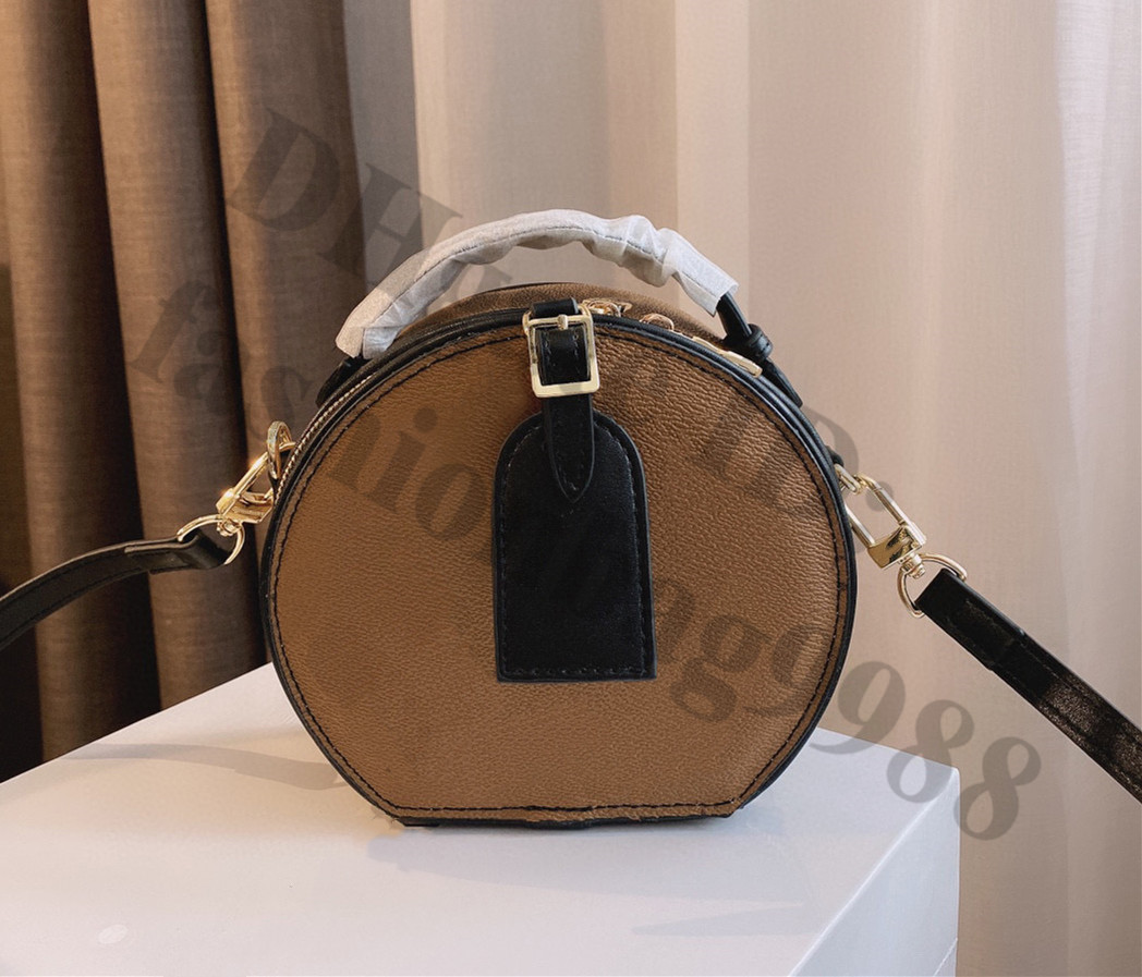 

2021 Wholesae Round Bread Handbags Designer Woman Shoulder Bags Classic Embossed Letter Purse Evening Clutch Ladies Waist Bag, Make up the difference