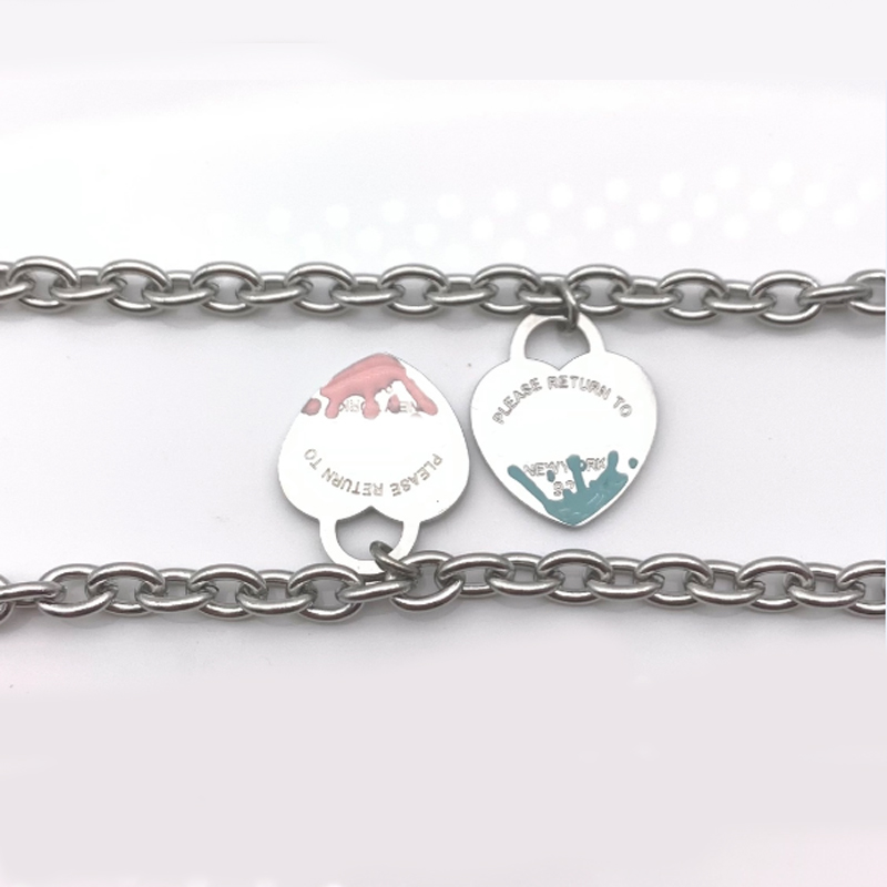 

LOGO Luxury heart bracelet for woman chain on hand stainless steel fashion Valentines day Christmas gifts girlfriend accessories wholesale Europe America