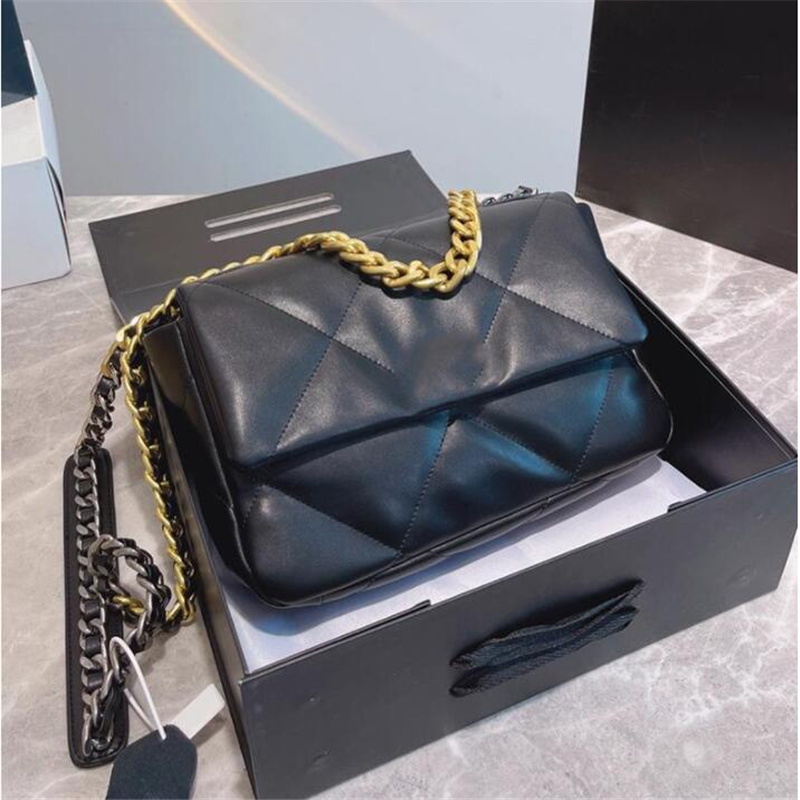 

Ss21 Classic Mini 19 Series Flap Bag Luxurys Desingers Vintage High Quality Messenger Multi Pochette Lambskin 7 Colors 25C Crossbody Shoulder Shiny Handbags, White