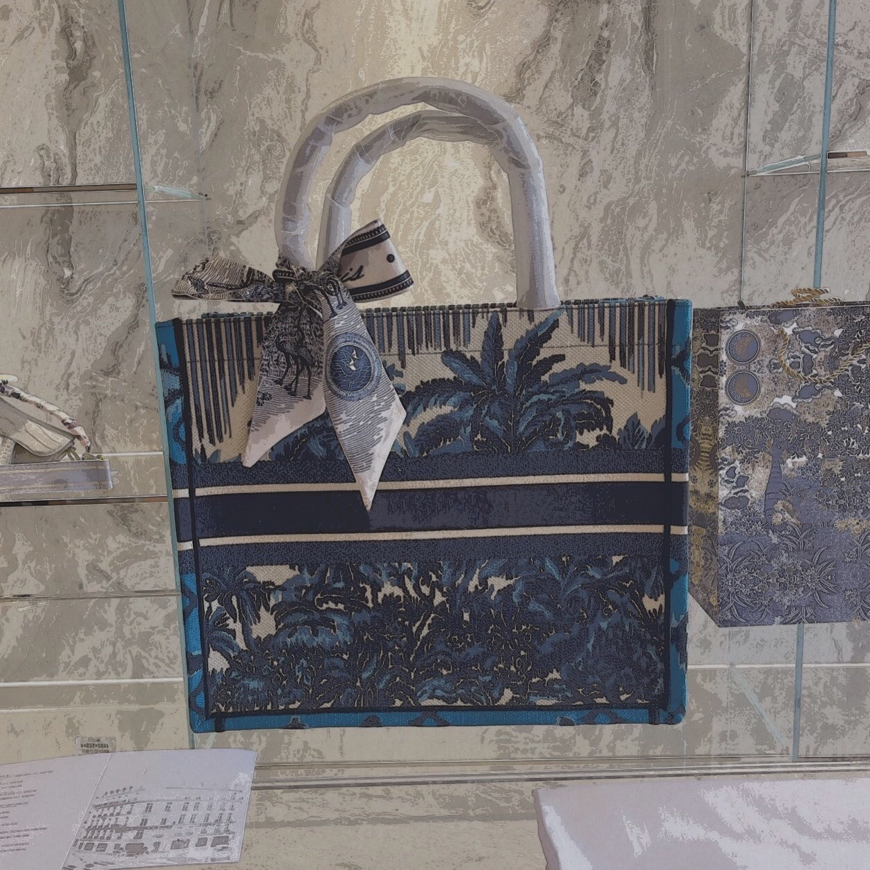 

Luxury Design Book Tote Blue Printed Coconut Tree Embroidered Embossed Pattern Shopping Handbag Personalized Daily BugsLarge Capacity Fashion Trend Top Quality, 11111