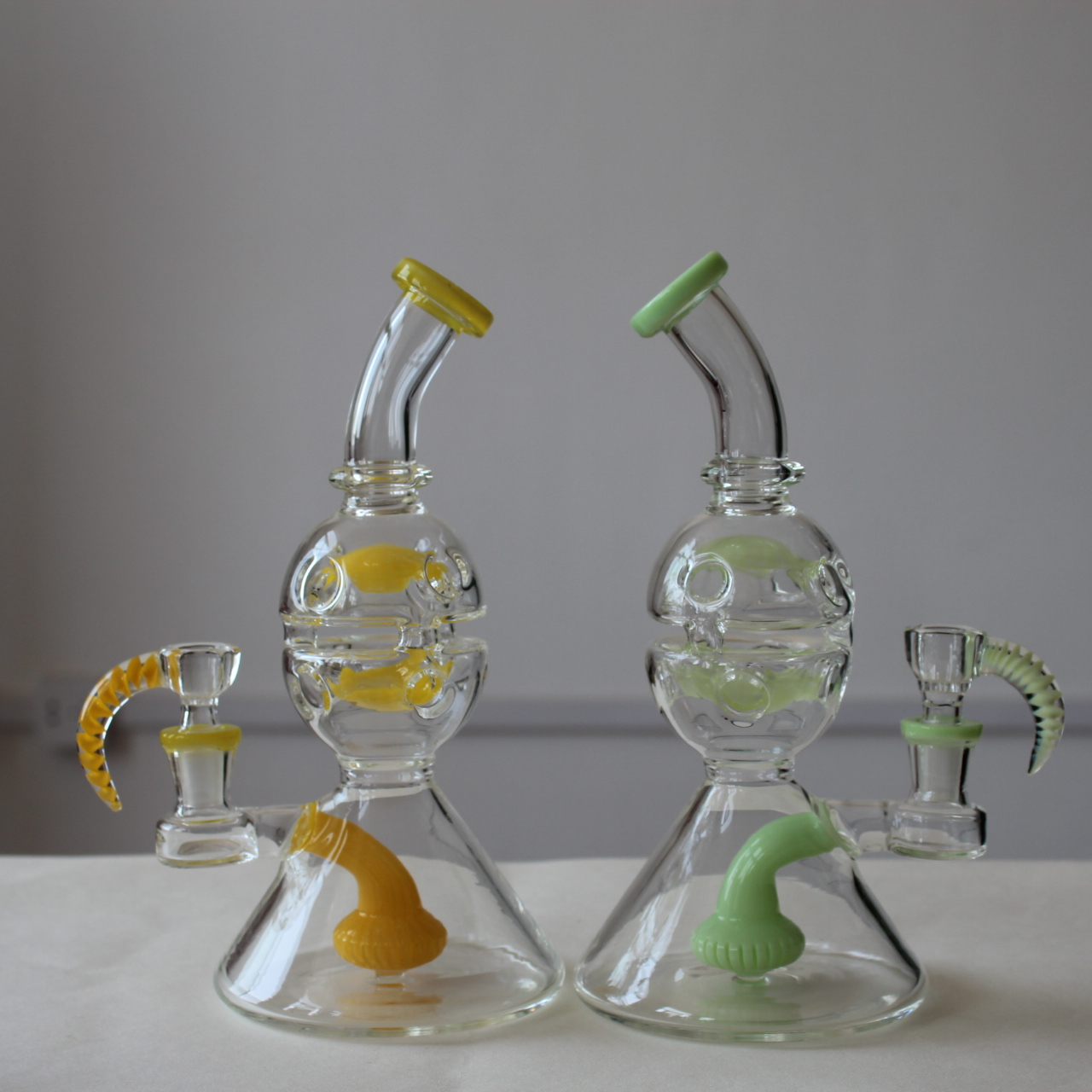 

Smoke glass water pipe bong unique oil wax rig include color hook bowl