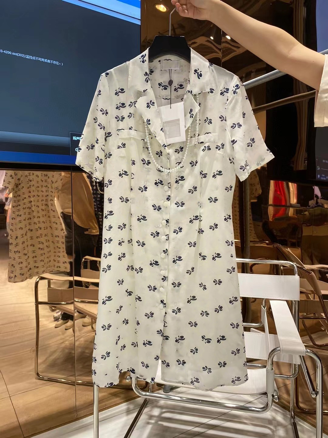 

21ss women SILK dress high-quality pearl necklace small lapel dresses cha summer style short sleeve skirt size SML, Blue