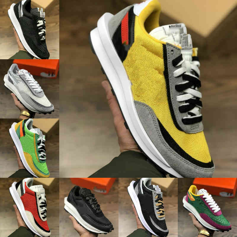 

2021 Mens Running Sports Shoes Fashion LDV Waffle Women Waffle Racer Black White Nylon Summit Multi Pine Green Trainers Varsity SNEAKERS Y98, L301