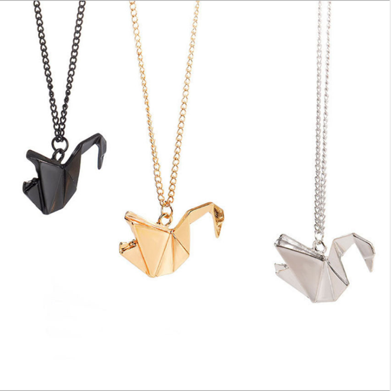 

Elegant Charm Women Jewelry 2021 Pretty Chain Origami Swan Pendant Necklace