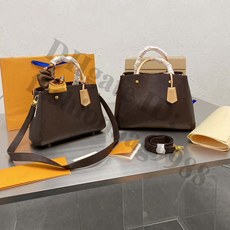 

Ladies Classic Offical Shoulder Hand Crossbody Bags Women Cows Genuine Leather Large Capacity Girls Cross Body Bag All Over Letters Brand Formal Handbags, Make up the difference