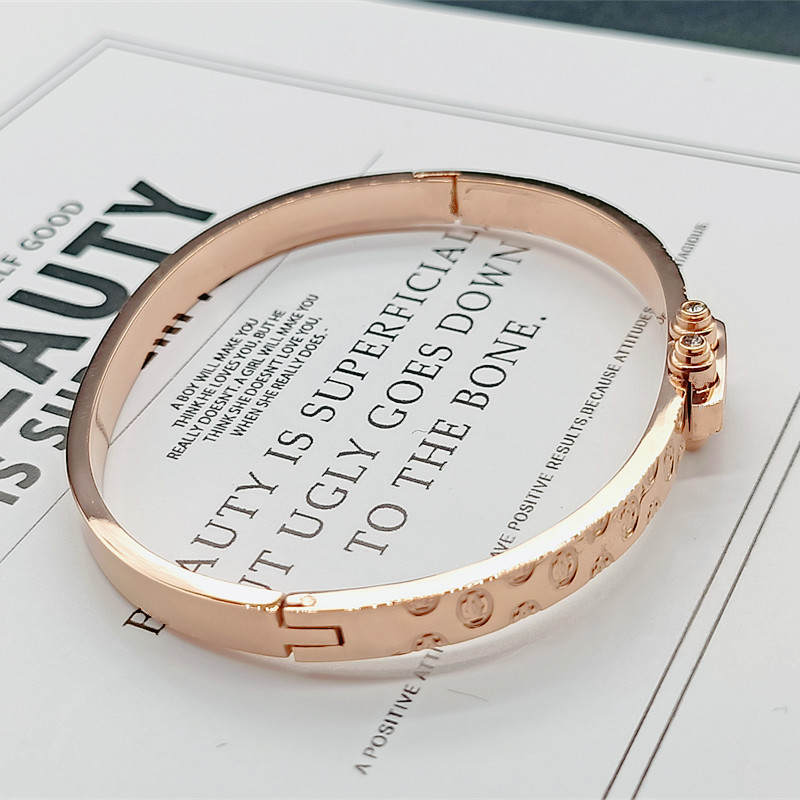 

rose titanium steel Bangle bracelet Lock men women's lover letter C luxury designer European American fashion jewelry not fade wholesale