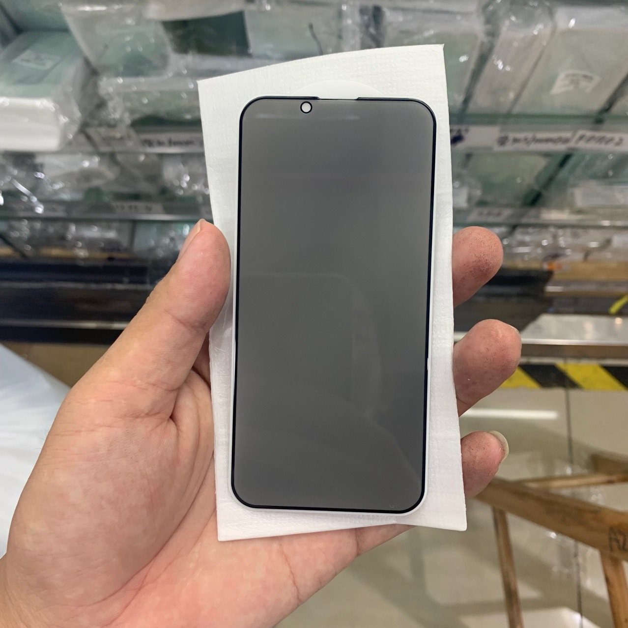 

For Iphone 13 mini/pro/ 6.7/12/8plus Privacy Screen Protector Anti-Spy Shield Anti-glare Real Tempered Glass Without Package