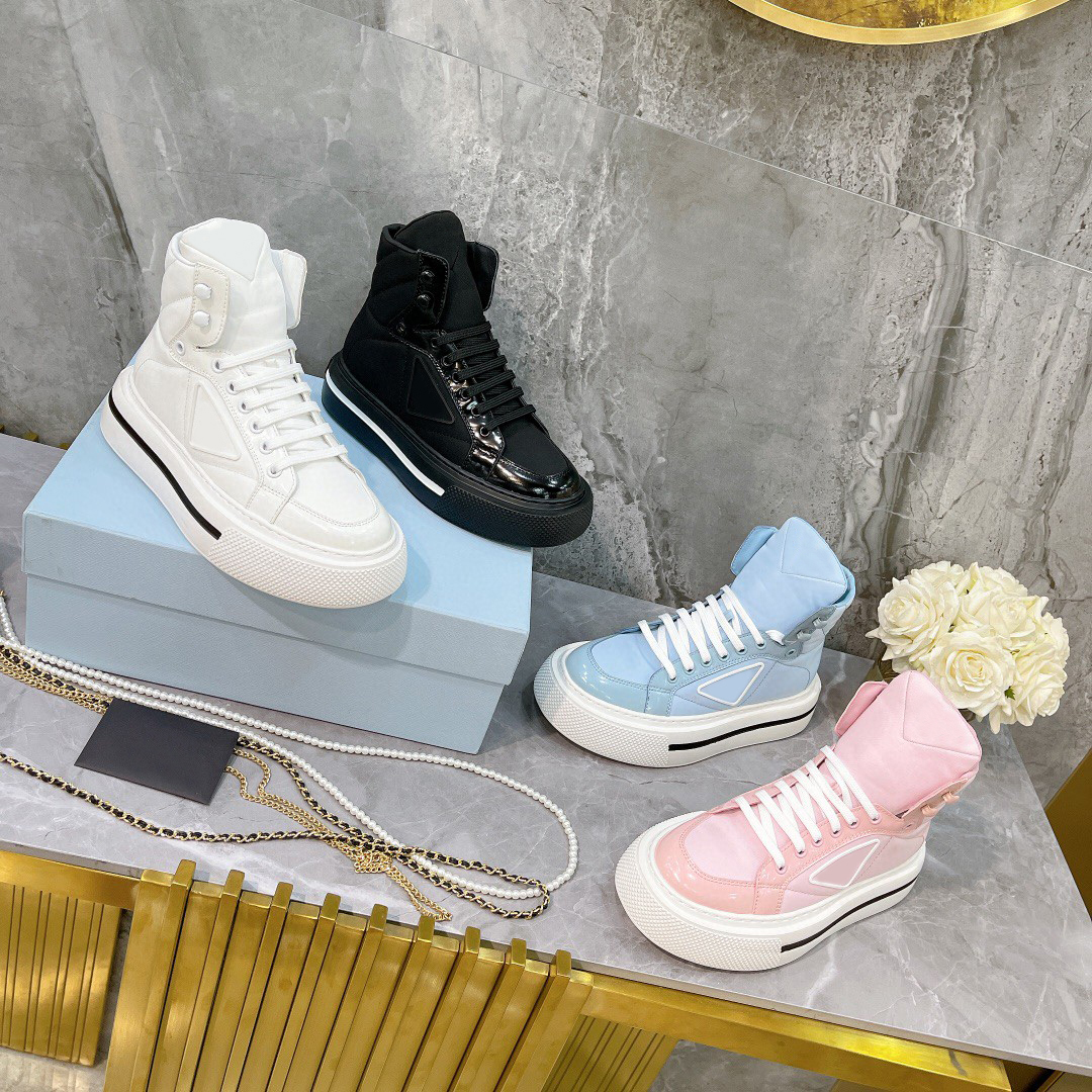 

Women Casual Shoes High Low Platform Sneaker Round Head Flat Trainers Black Splicing Sneakers With Box size 35-40 Q-234, Not link product;not choose the option