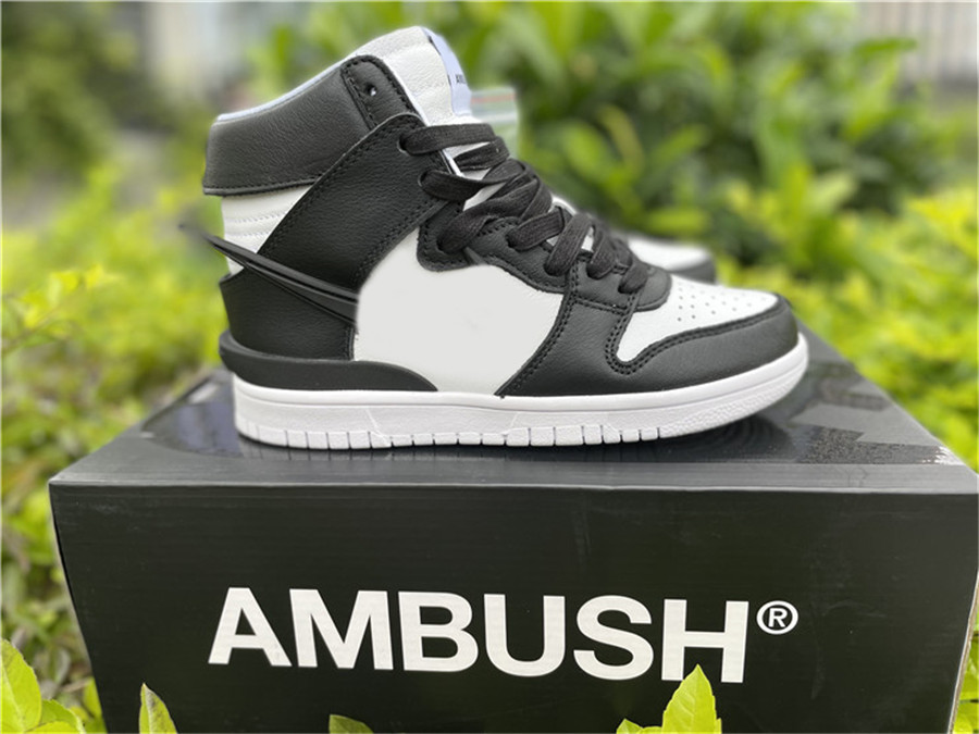 

2021 Ambush SB Dunk High Outdoor Shoes Men Women White Black Red Blue Purple Spruce Aura Active Fuchsia Zapatos Sports Trainers Sneakers With Original Box