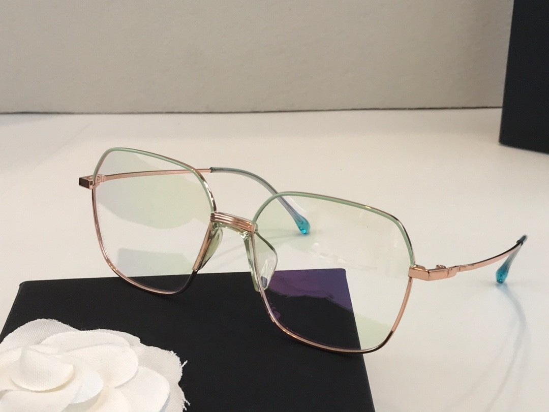 

2021 Fashion leisure eyeglasses frame women men eyeglass frames temperament eyeglasses frame clear lens glasses frame oculos 30586 with