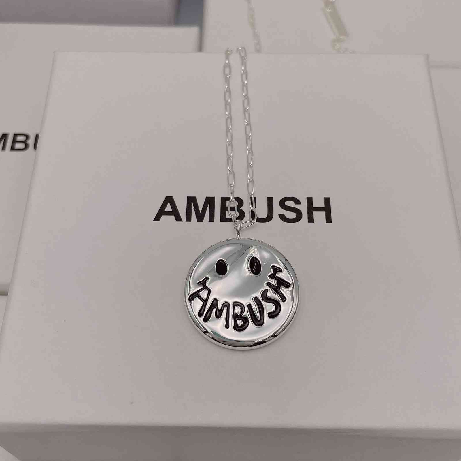 

Necklace Ambush smile, Silver