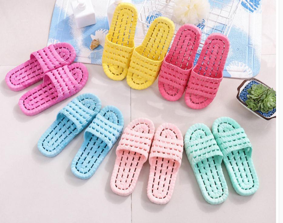 

2021 with New style fashion Men's and women's summer home bathroom anti slip bath slippers Wear couple's sandals outside home@311, Blue