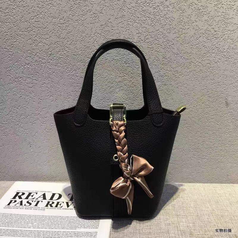 Designers Duffel Bags 45CM 55CM luxury large capacity travel sale High quality women men Genuine Leather shoulder Fashion bag carry rivets with l-image-708703769