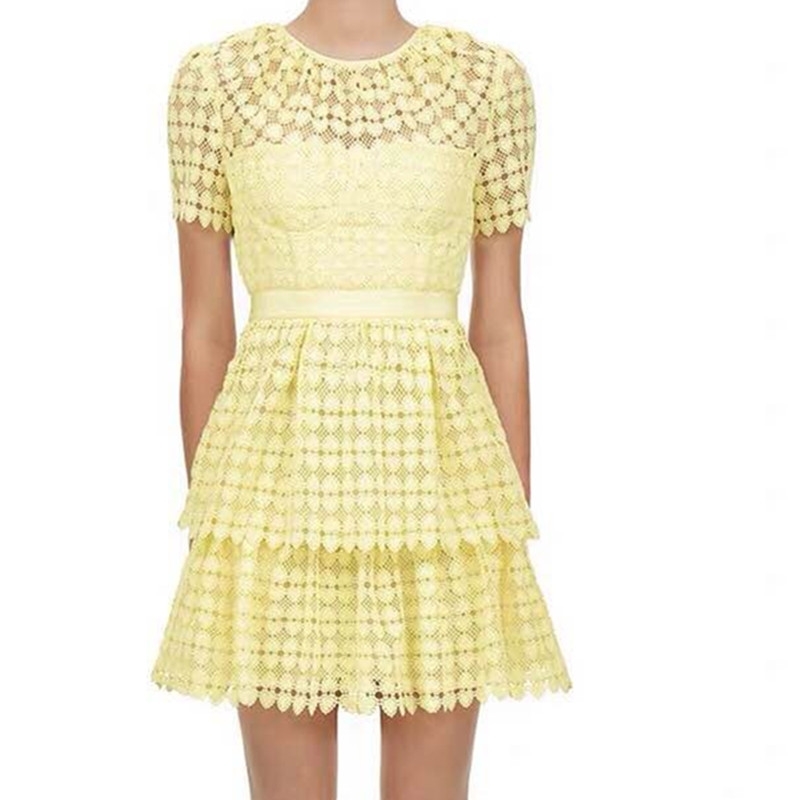 

Arrival Summer Yellow Dress Women Short Sleeve Lace Slim Hollow Out Female Mini es Vestidos 210520, Photo color