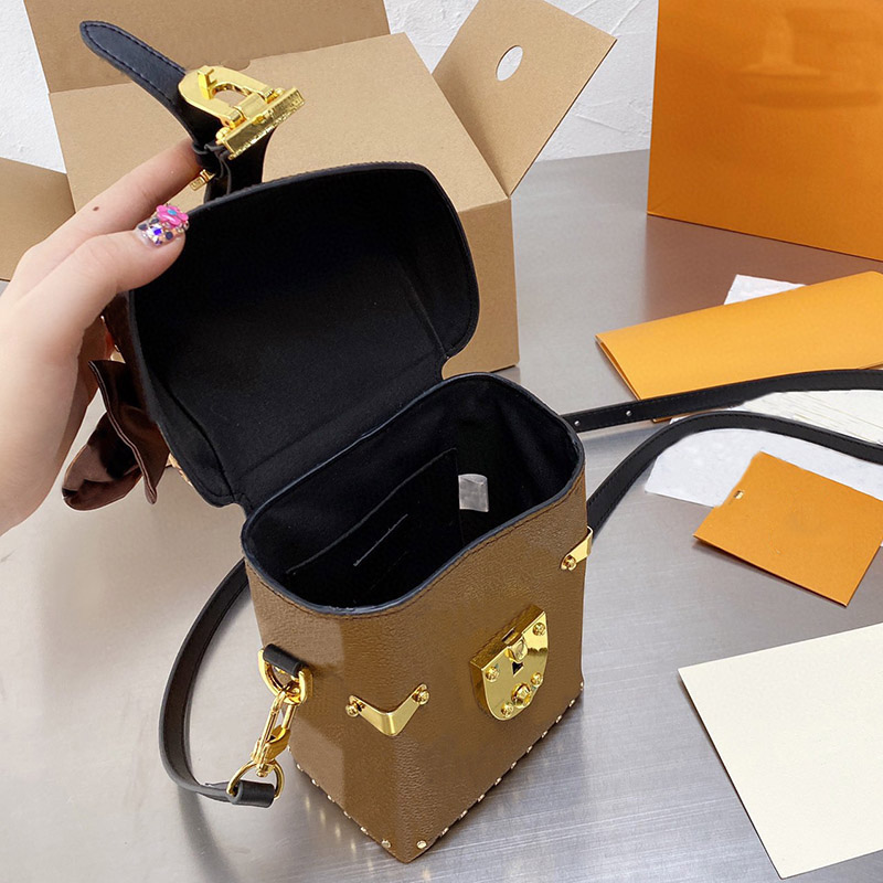 

Fashion Women Trunk Bag Handbag Luxury Designer Shoulders Bags High Quality Leather Artwork Crossbody Handbags Wallet Purse Trunks Flower