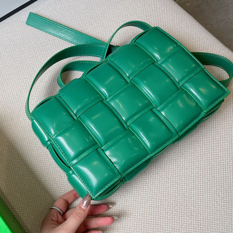 

Genuine Leather Women Handbags Crossbody Bag Fashion Shoulder Bags Handbag Patent Seven Colors Designed For Young Girls, Light green