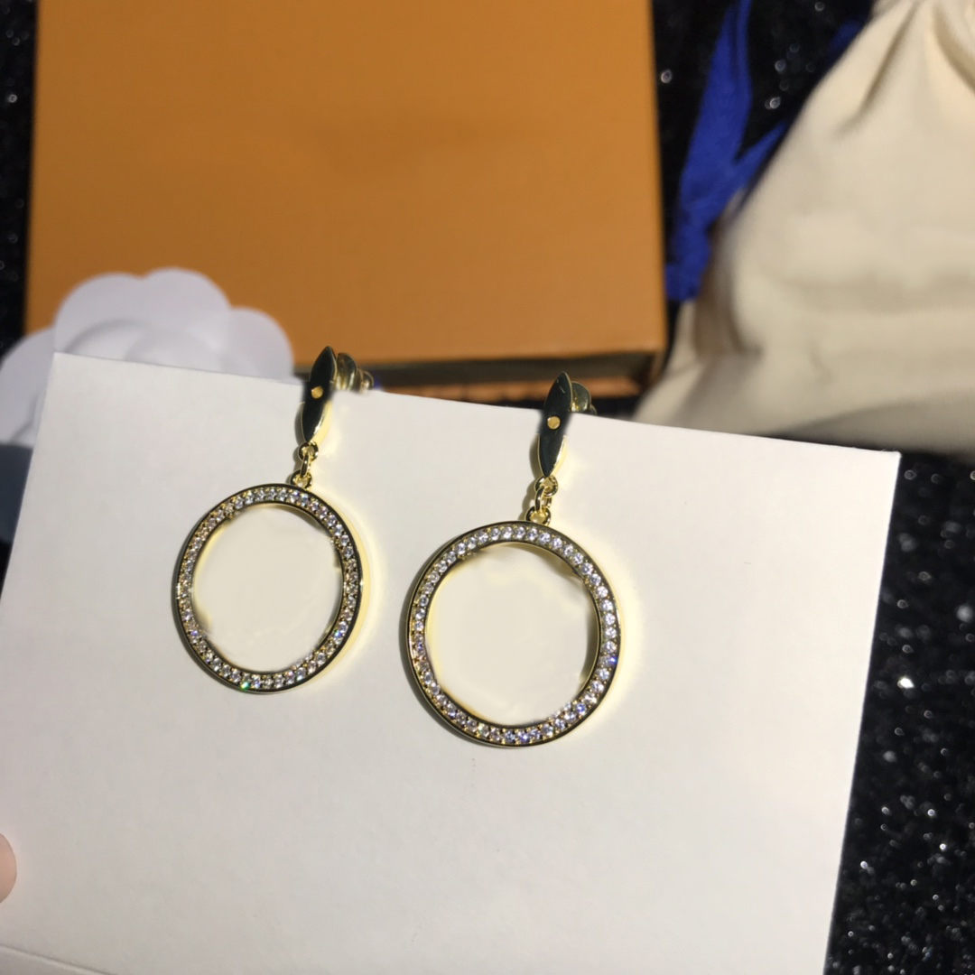 

V21 Designer Stud Classic Letter Logo Hoop Earrings Brass Material 925 Silver Needle, Golden;silver