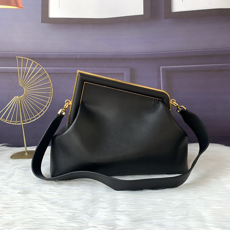 

2021 Women Luxury Designers Bags woman first Evening bag cross body handbags Classic High capacity wallet lady clutch purse female Cosmetic socialite shoulder tote, Dust bag(no sell)