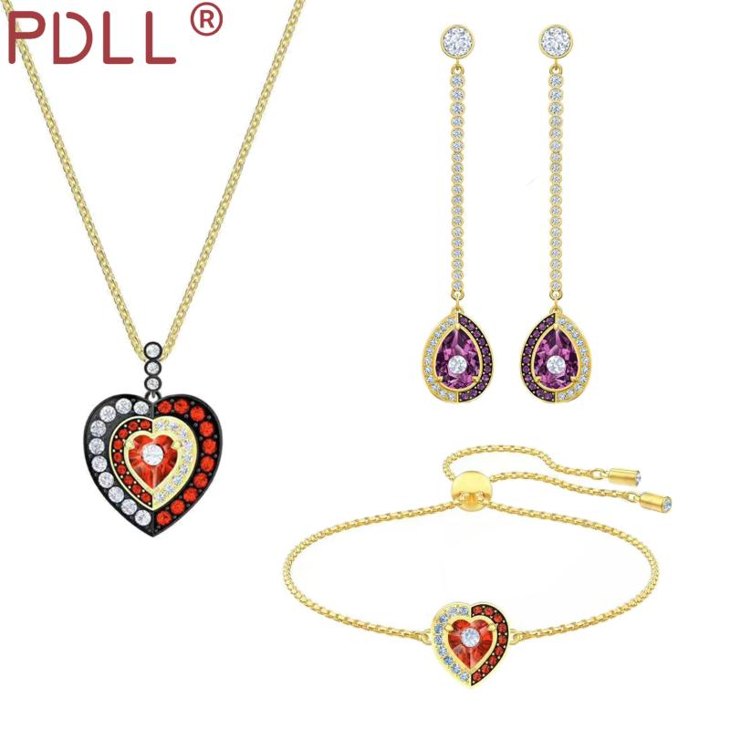Chaînes Pdll Swa de haute qualité, cristal décoratif exquis en forme de coeur rouge en forme de cœur au milieu de collier charme joyau de la mode
