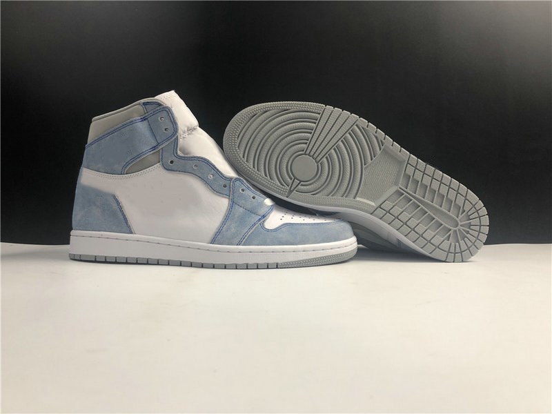 

Good Quality 1 High OG Hyper Royal Man Basketball Designer Shoes Light Smoke Grey White Woman Fashion Sport Sneakers Come With Box, Hyper royal light smoke grey white