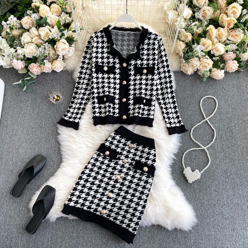

Singrain Autumn Winter Plaid Houndstooth Women Dress Knitted Set Long Sleeve Cardigan Elastic High Waist Skirt Two Pieces, White