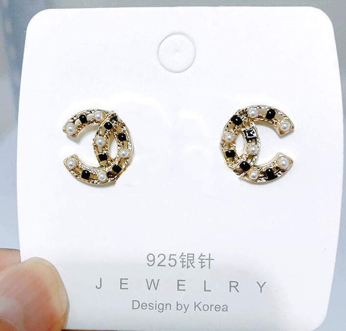 

Factory wholesale high quality Stud Designer 18K Back Gold fashion Earring Jewelry love Heart brand Woman Charm Earrings For Women hoop jewerly Big, Silver