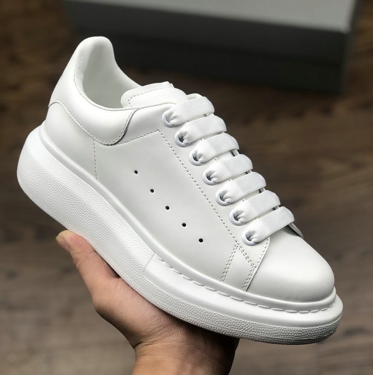 

[With Box] alexanders Men Shoe Fashion Women Mens Leather Lace Up Platform Oversized Sole Sneakers White Black Casual Shoes 35-46 mcqueens With OG TAG r3YR#, Hello