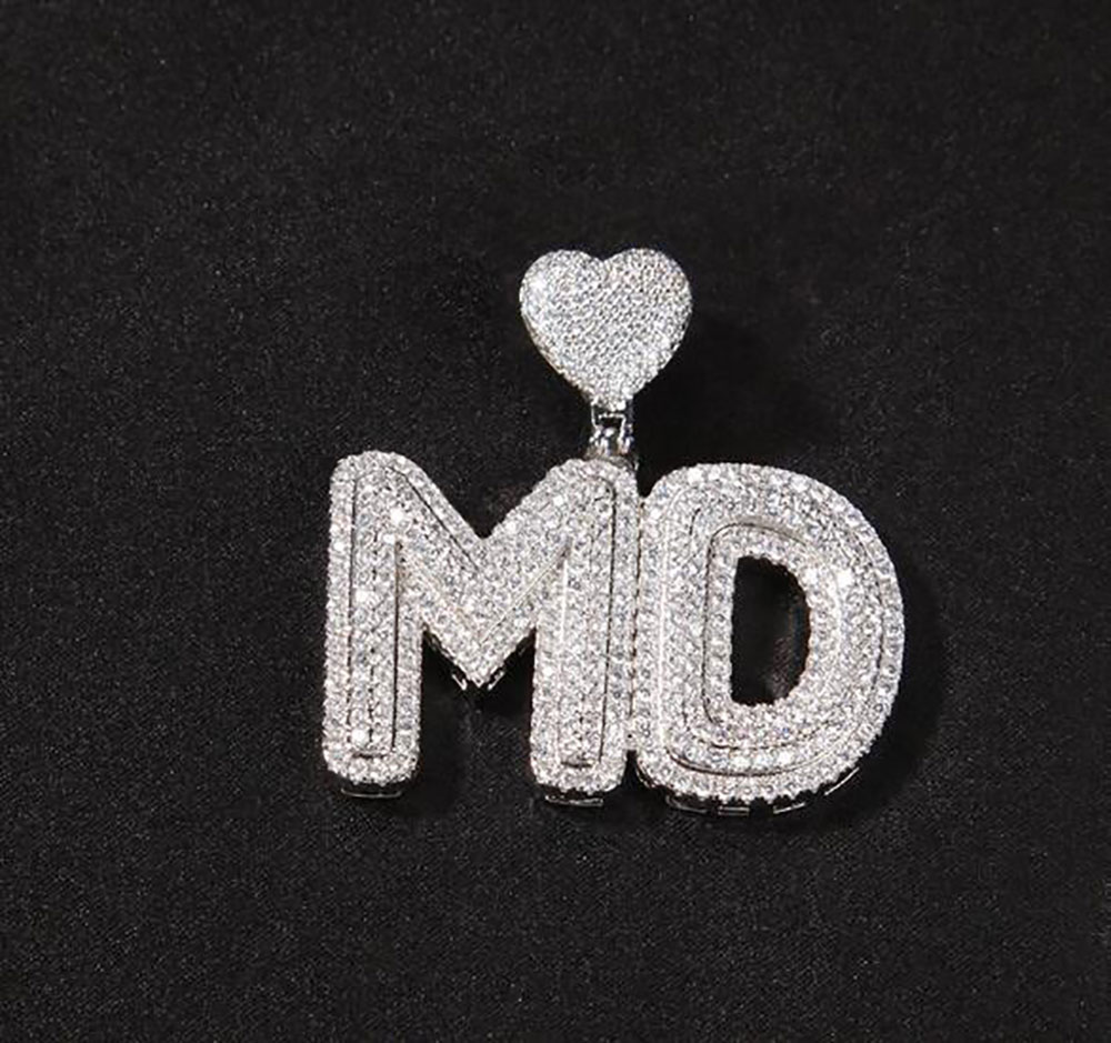

Custom Name A- Z Initals Letters Pendant Necklaces with Heart Latch Charm 24inch Rope Chain Cubic Zirconia Gold Silver Hip Hop Jewelry