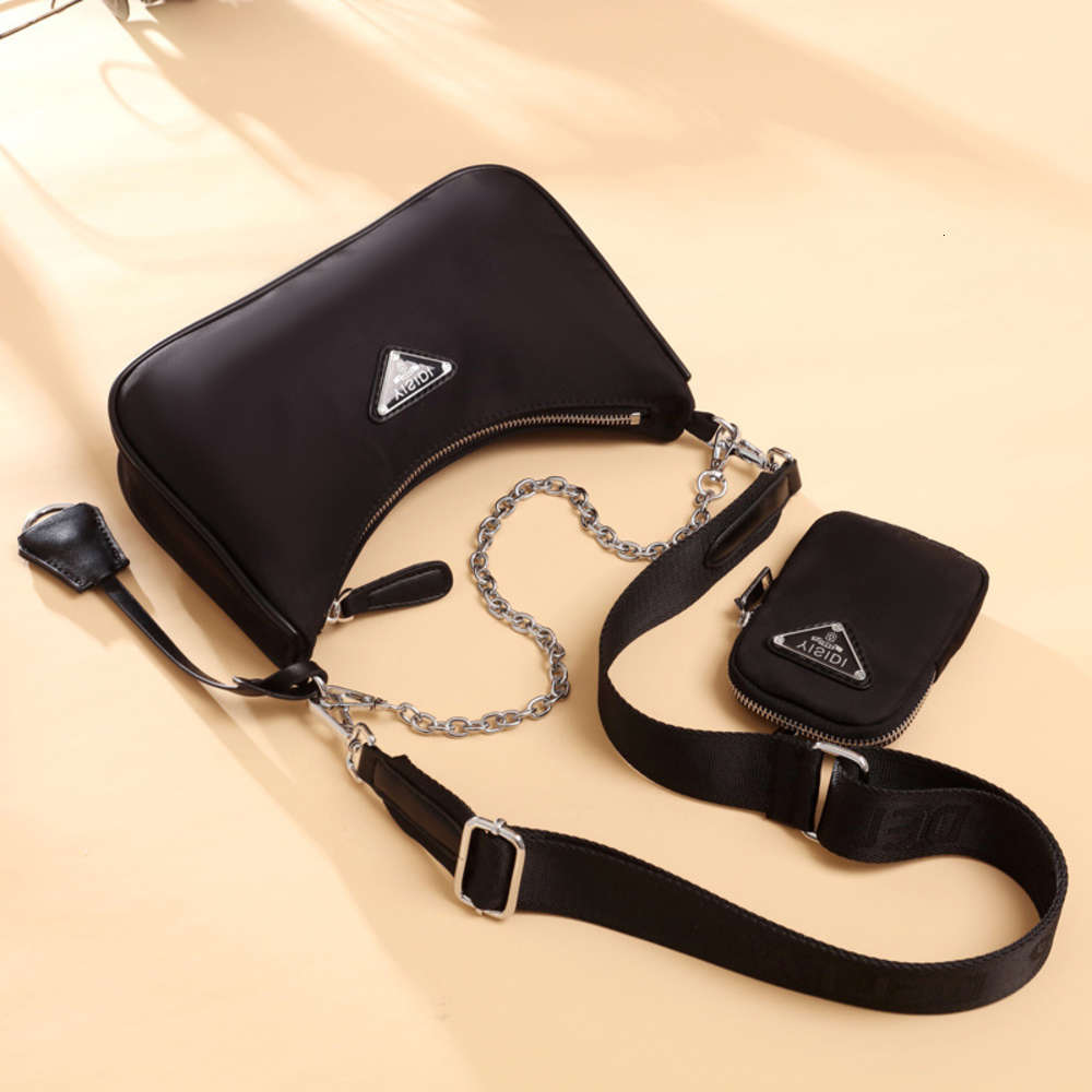 

Designer bags Net red fashion versatile Oxford cloth women's cross link chain single shoulder underarm bag